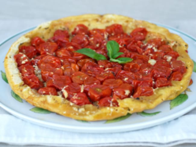 Tatin de tomates cerises au miel, chèvre et thym