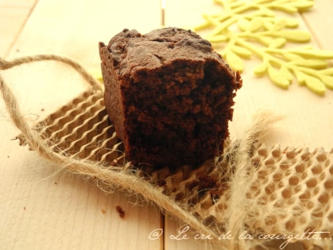 Cake de Noël au chocolat et au tofu soyeux