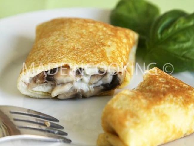 Crêpes aux champignons, aux olives vertes et noires