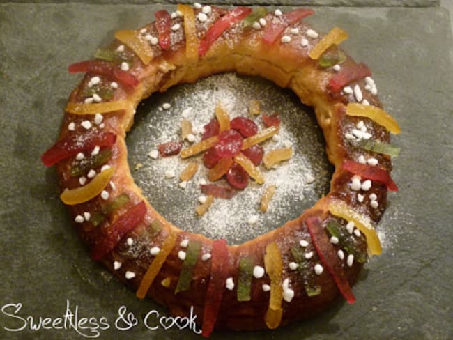 Couronne ou brioche des rois pour la fête des rois