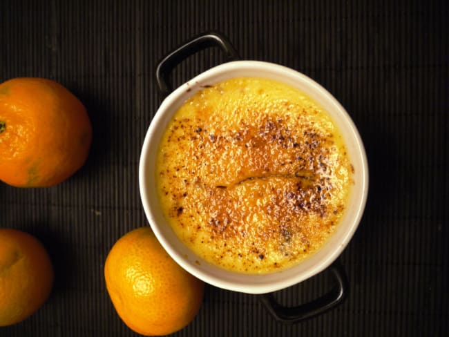 Crème brûlée aux zestes de clémentine et à la crème soja