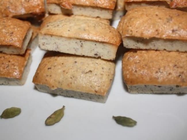 Financier aux noisettes et cardamone