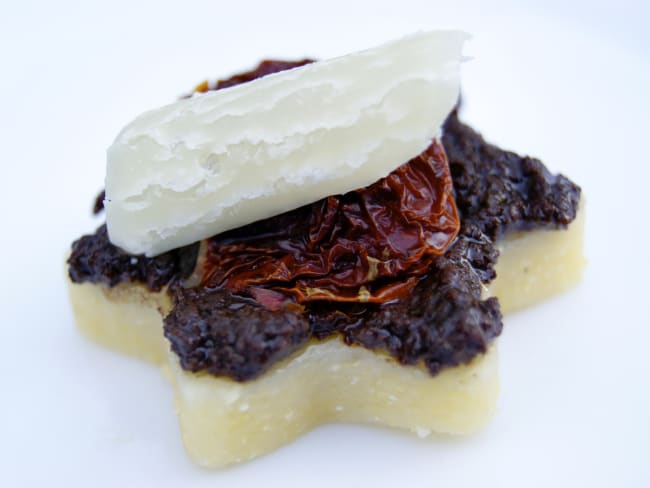 Bouchées de polenta aux saveurs méditerranéennes pour l'apéritif