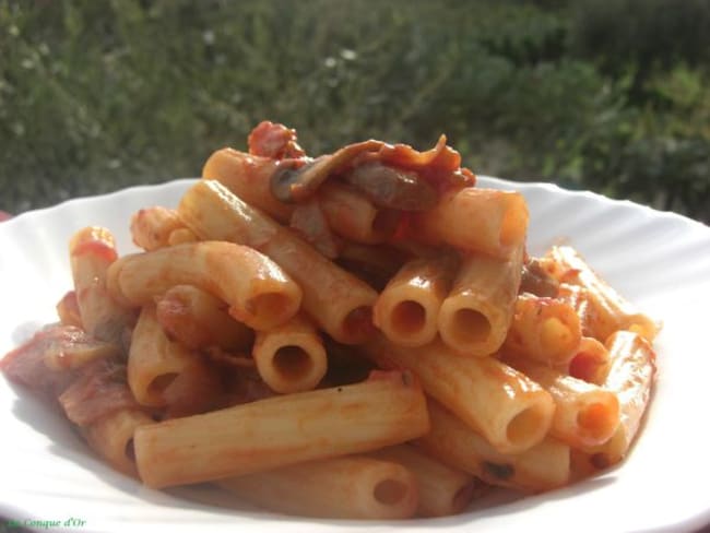 Pâtes tortiglioni à la forestière