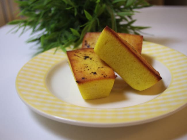 Financiers au jus d'orange et vanille