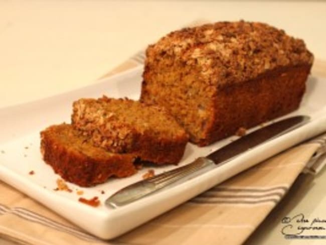 Banana bread à l’amande avec des bananes trop mûres