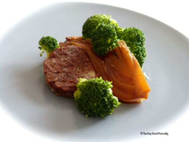 Tempeh aux brocolis et au fenouil végétalien