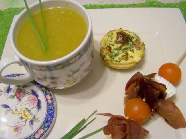 Soupe de légumes d'hiver petites quiches vache qui rit