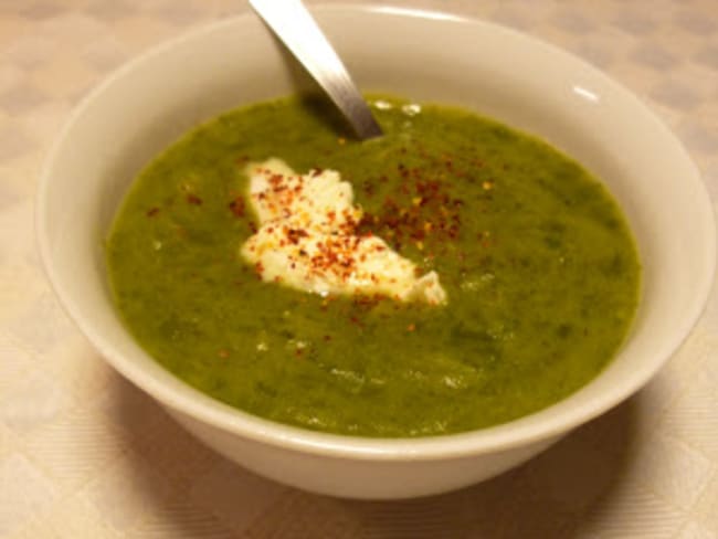 Soupe aux fanes de radis ou Soupe anti-gâchis