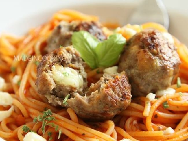 Boulettes de viande farcies à la mozzarella