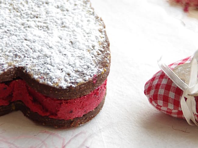 Coeurs glacés aux fruits rouges-chocolat