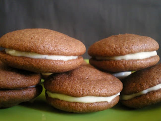 Whoopies au cacao et ganache chocolat blanc