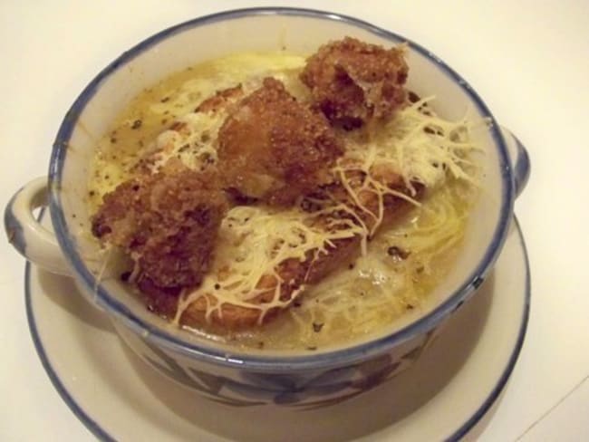 Soupe à l'oignon aux billes de Comté