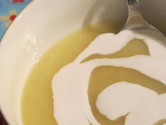 soupe au panais, pommes de terre et crème de coco