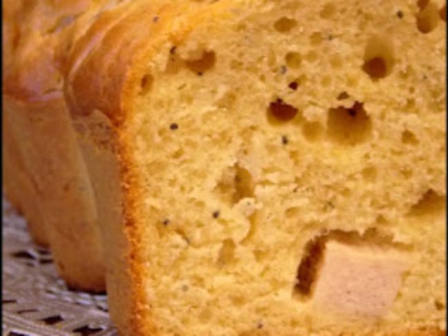 Cake poulet, moutarde et graines de pavot