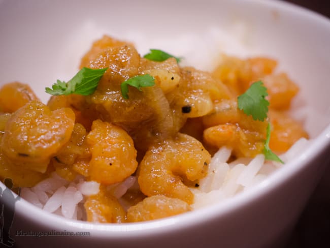 Crevettes au curry et lait de coco