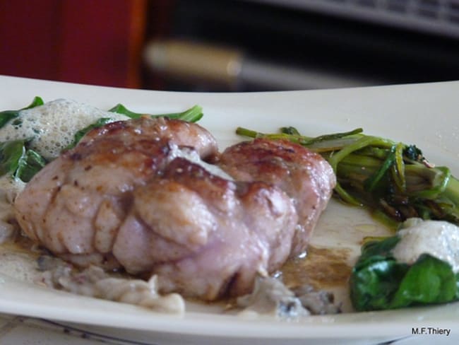 Ris de veau braisé à l'écume mousseuse d'huîtres