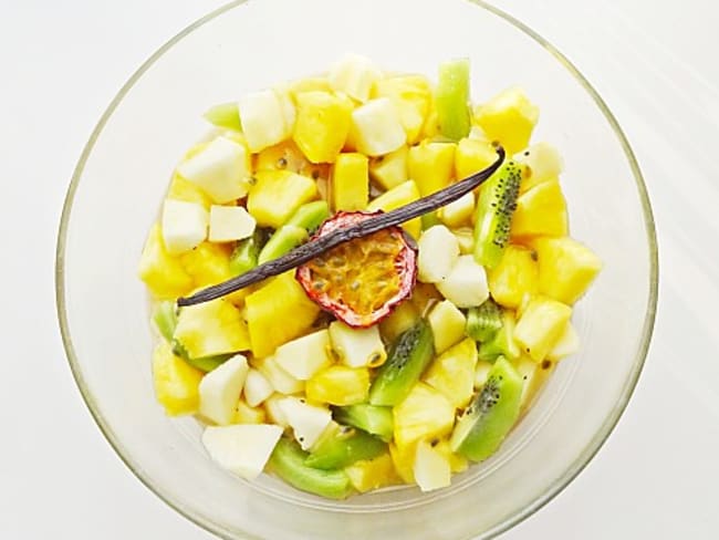 Salade de fruits et son sirop vanillé