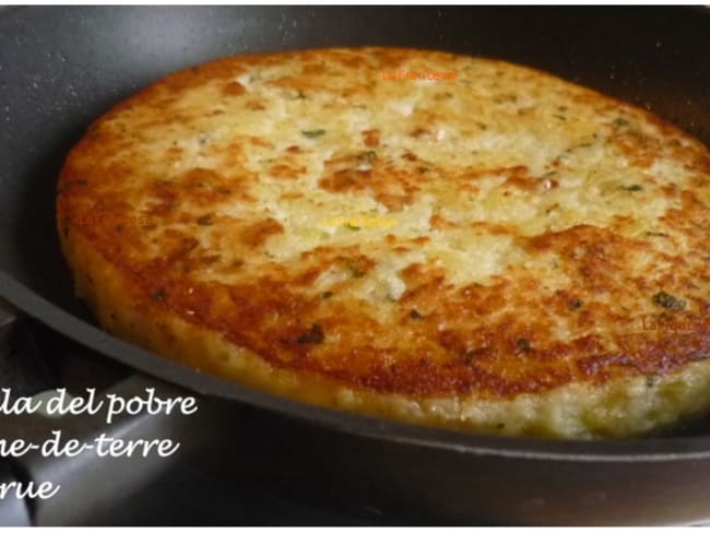 Tortilla de patata y bacalao (tortilla du "pauvre")