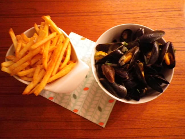 Moules marinières : incontournables moules frites