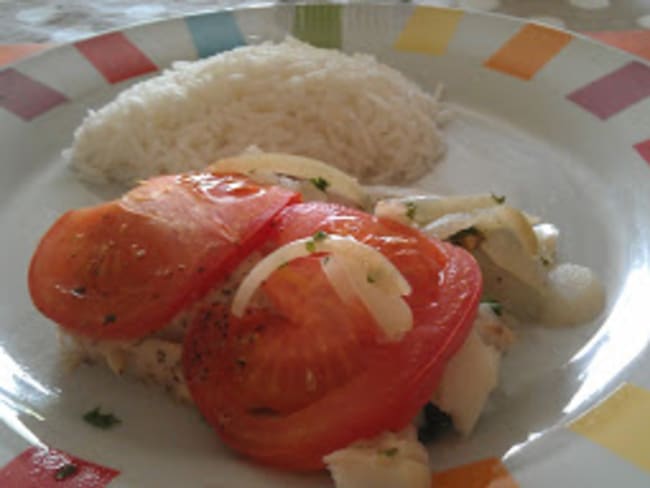 Filet de poisson à la tomate et à la moutarde