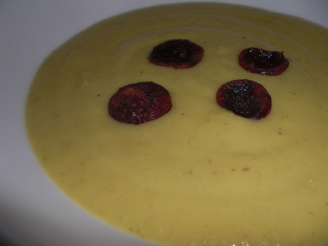 Velouté de brocolis et croustillants de chorizo