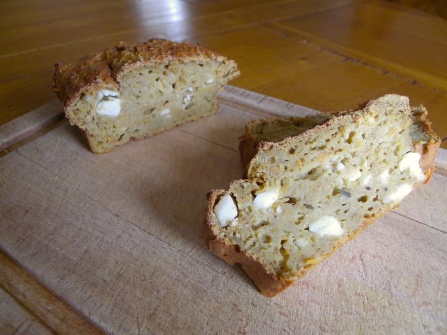 Cake au panais et carottes à la farine de sarrasin et feta