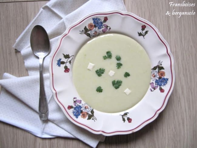 Velouté de pommes de terre au cerfeuil