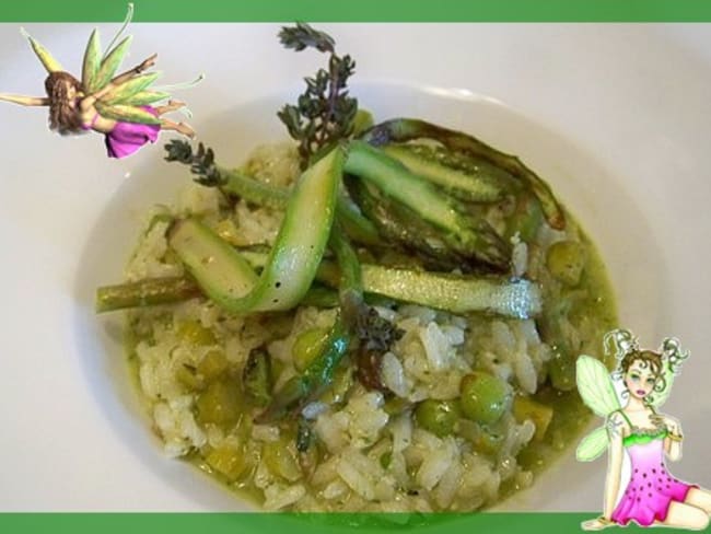 Risotto aux asperges et petits pois et pistou de fanes de radis