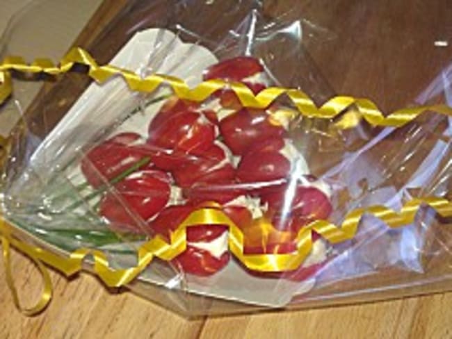 Bouquet de tomates cocktail au saint moret