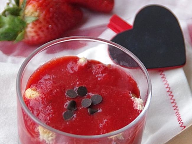 Purée de fraises aux pépites de chocolat