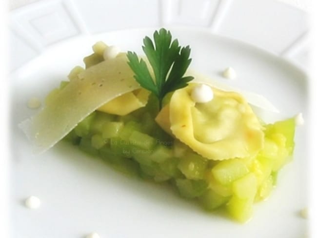 Courgettes au beurre et Tortellinis au Pesto, sauce Ricotta Parmesan