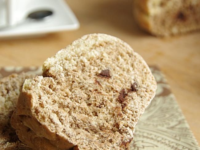 Pain brioché à la noisette et pépites de chocolat