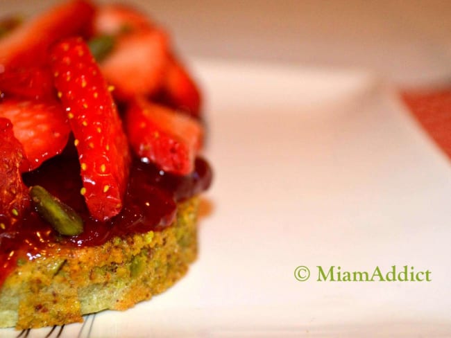 Tartelettes aux Fraises, Thé Matcha et Crème de Pistache