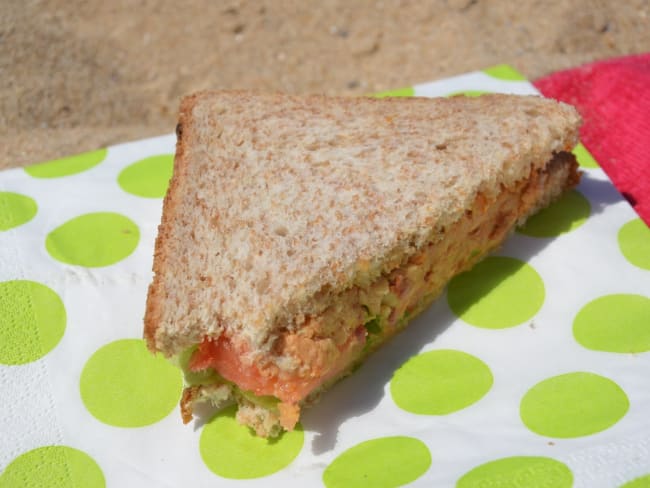 Club-sandwich tomates pois-chiche