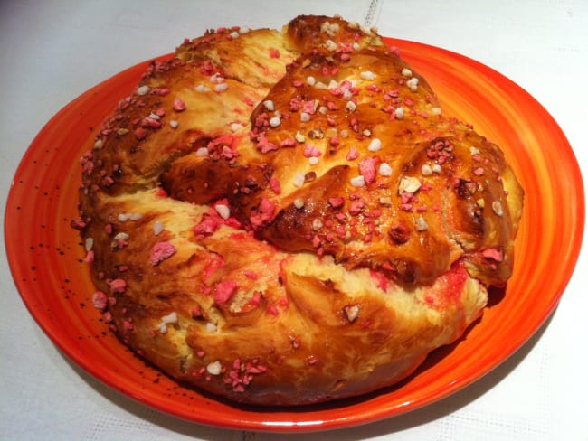 Brioche aux pralines roses