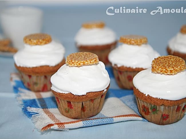 Cupcake à l'orientale, aux graines de sésame et fleur d'oranger