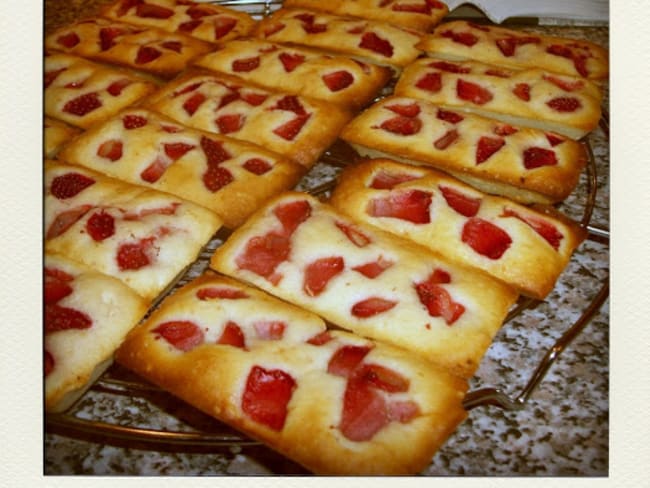 Financiers aux fraises et au citron vert