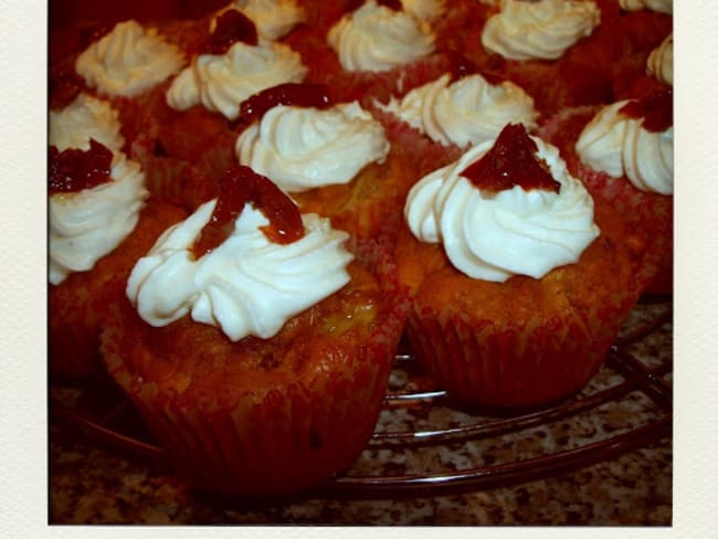 Cupcakes aux tomates séchées et au chèvre frais