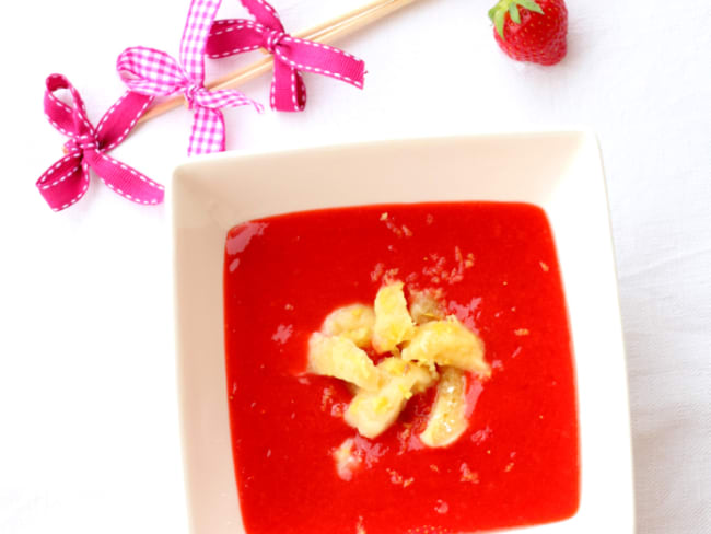 Soupe aux fraises et gnocchi