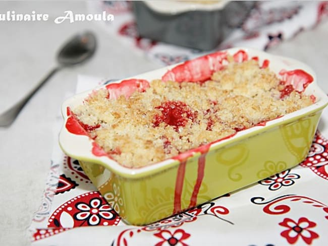 Crumble aux fraises et noix de coco