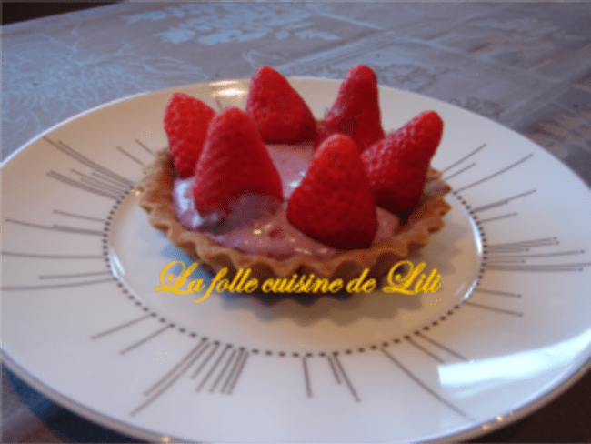 Tarte à la fraise et à la myrtille