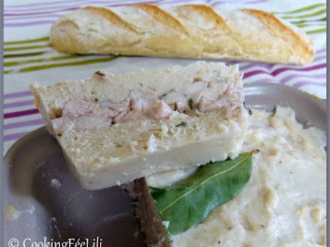 Terrine light aux blancs de poulet : une entrée toute en légèreté et en gourmandise.