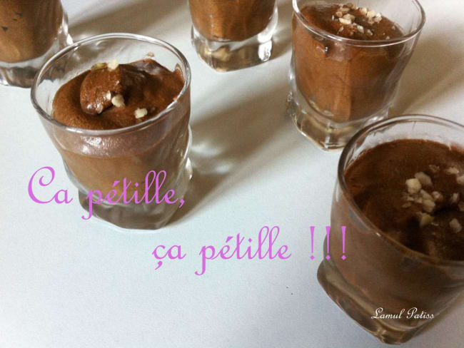 Mousse au chocolat pétillante