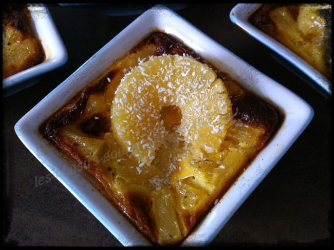 Petits flans au lait concentré et ananas au sirop