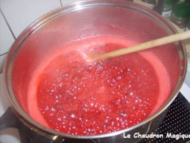 Confiture framboise groseille à base de sirop