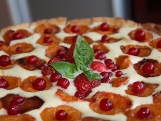 Tarte sucrée aux fruits aux saveurs fenouil basilic