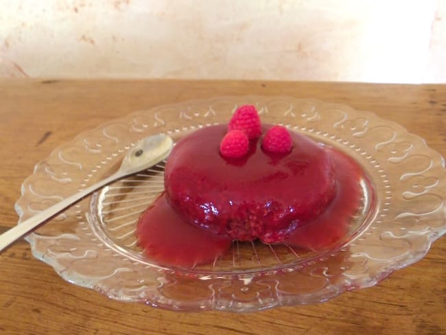 Pudding d'été froid aux fruits rouges de Jamie Oliver