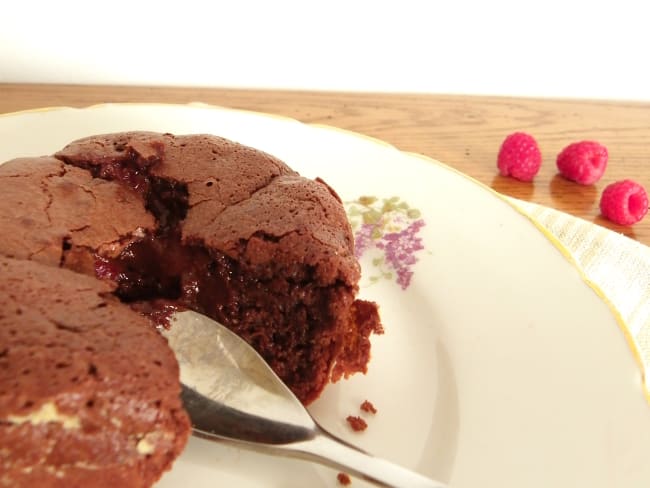 Coeur coulant aux framboises et à la rose