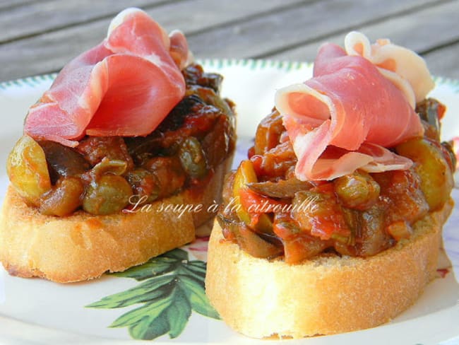 Crostini de caponata et jambon